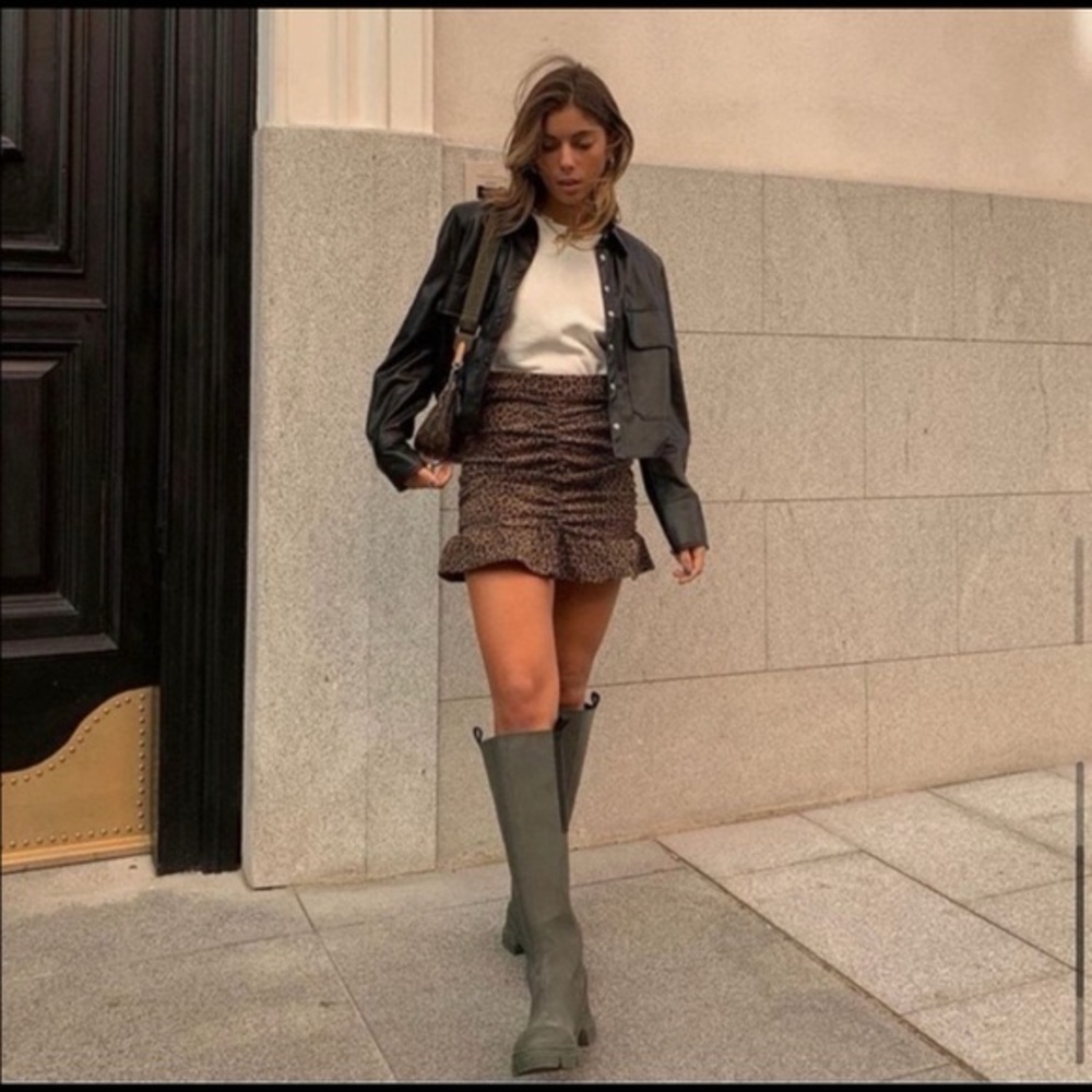 ZARA Khaki Green Rubber Knee-High Chunky Low Platform Pull-On Rain Comfort Boots - Picture 4 of 16